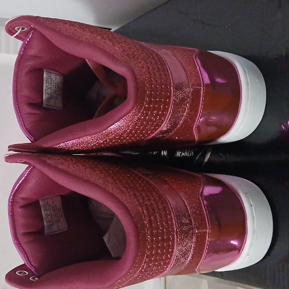 Pastry Fushia Pink Hi top Sneakers. Sz. 11M - Picture 3 of 5